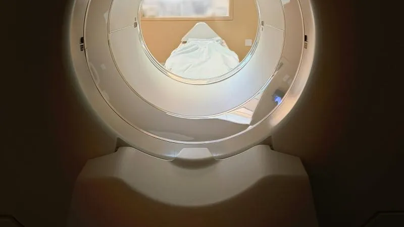 تصوير PET/CT - التصوير المقطعي بالإصدار البوزيتروني