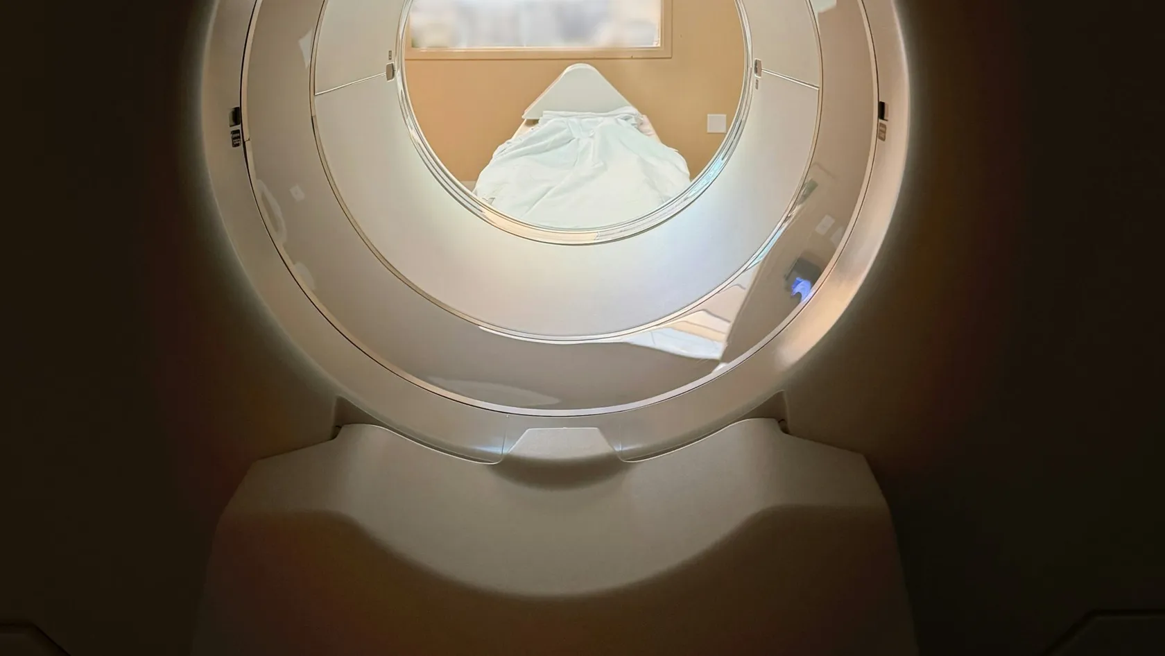 تصوير PET/CT - التصوير المقطعي بالإصدار البوزيتروني
