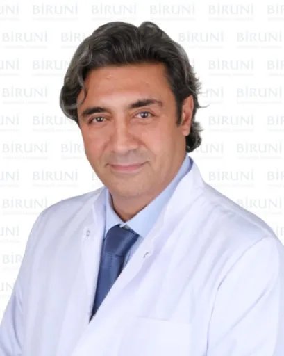 الأستاذ المشارك الدكتور Uğur Temel