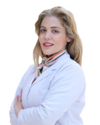 الأستاذة المشاركة الدكتورة Elif ACAR ARSLAN