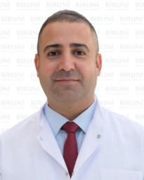 الأستاذ المشارك الدكتور Suat BATAR